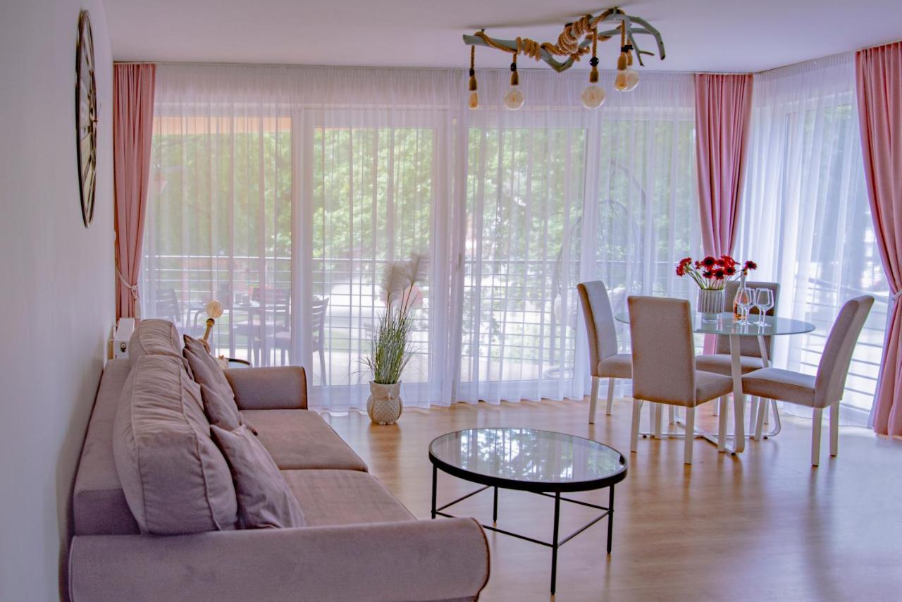 Apartamenty Kornel Pobierowo Buitenkant foto