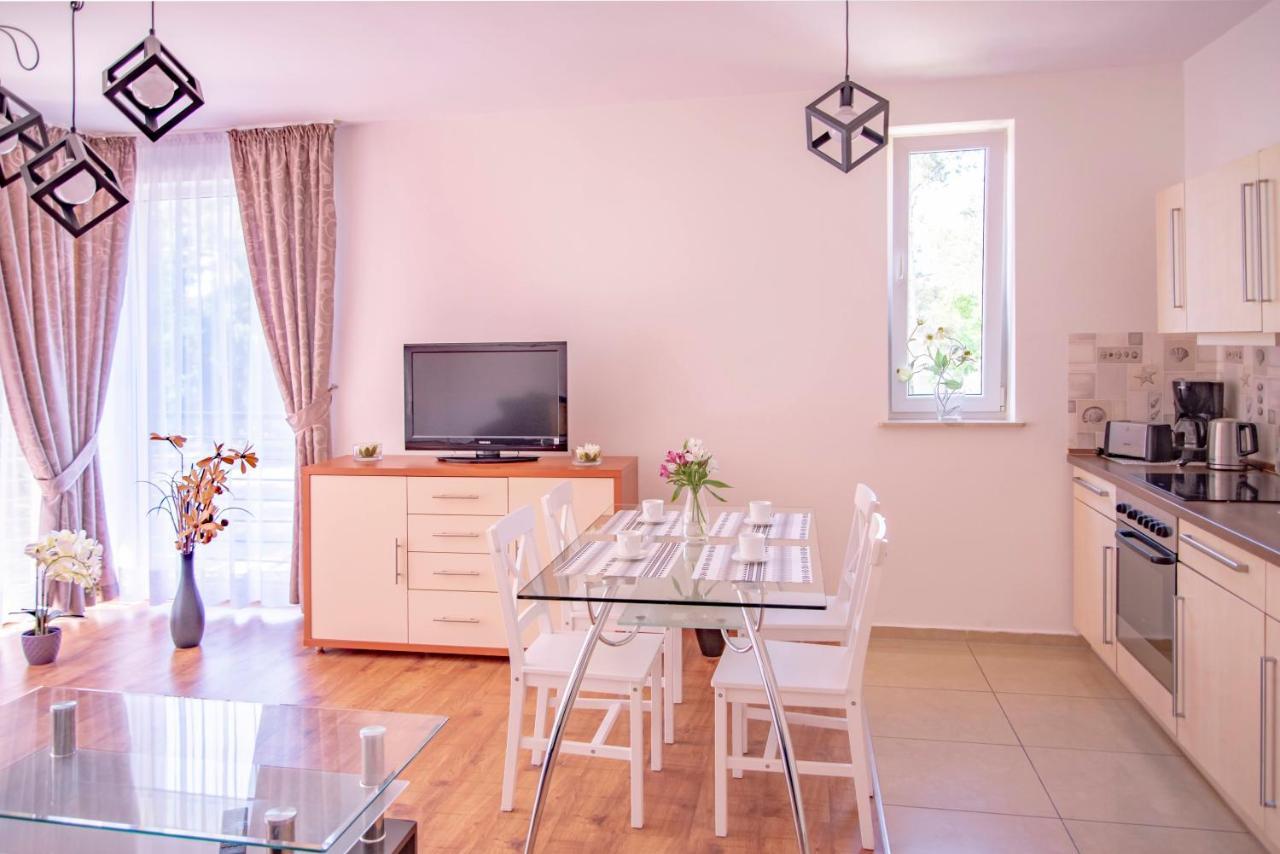 Apartamenty Kornel Pobierowo Buitenkant foto