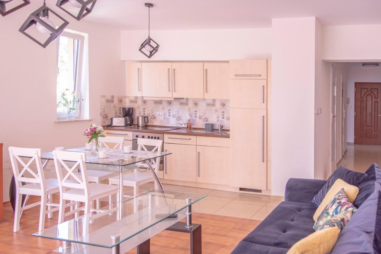 Apartamenty Kornel Pobierowo Buitenkant foto