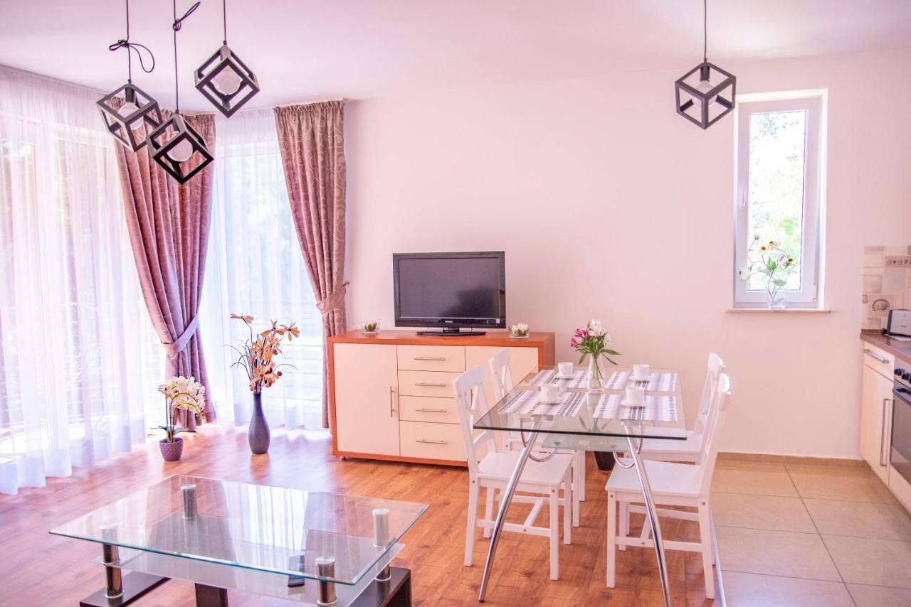 Apartamenty Kornel Pobierowo Buitenkant foto